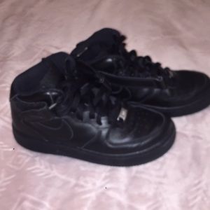 Black high top Nike air force 1’s